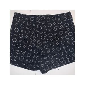 Woman's‎ H&M Divided Black Shorts Size 4
